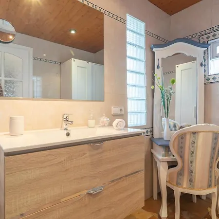 Refugi De Les Aguiles Villa Lloseta